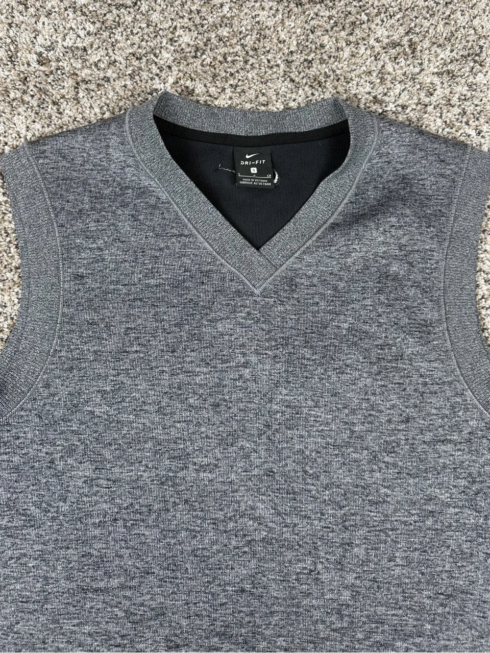 Sz Small Men’s Nike Dri-Fit V Neck Pullover Golf Sweater Vest Grey Ribbed Trim